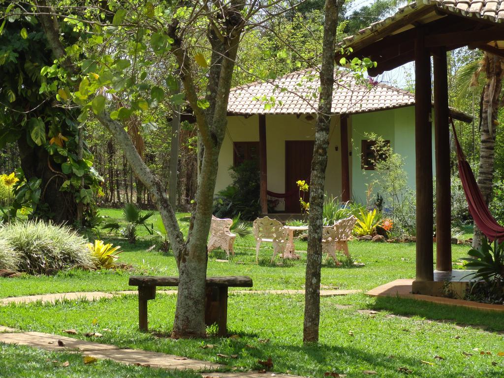 Pousada Recanto Do Cerrado Neropolis Exterior foto